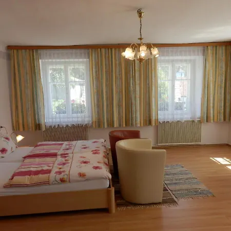 Strohmayerhof * Rastenfeld